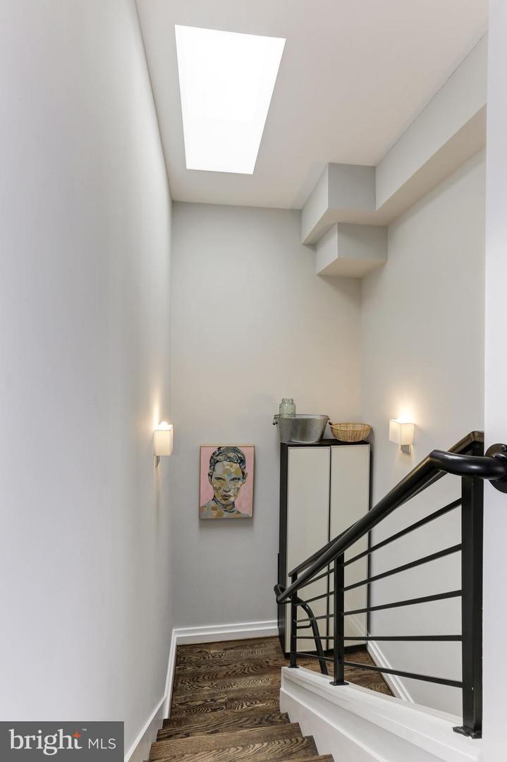 2303 ONTARIO RD NW #7, WASHINGTON, District Of Columbia 20009, 2 Bedrooms Bedrooms, ,2 BathroomsBathrooms,Residential,For sale,2303 ONTARIO RD NW #7,DCDC2229630 MLS # DCDC2229630 2303 ONTARIO RD NW #7, WASHINGTON, District Of Columbia 20009, 2 Bedrooms Bedrooms, ,2 BathroomsBathrooms,Residential,For sale,2303 ONTARIO RD NW #7,DCDC2229630 MLS # DCDC2229630