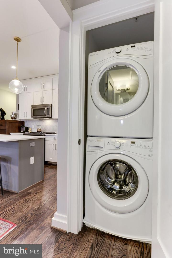 2303 ONTARIO RD NW #7, WASHINGTON, District Of Columbia 20009, 2 Bedrooms Bedrooms, ,2 BathroomsBathrooms,Residential,For sale,2303 ONTARIO RD NW #7,DCDC2229630 MLS # DCDC2229630 2303 ONTARIO RD NW #7, WASHINGTON, District Of Columbia 20009, 2 Bedrooms Bedrooms, ,2 BathroomsBathrooms,Residential,For sale,2303 ONTARIO RD NW #7,DCDC2229630 MLS # DCDC2229630