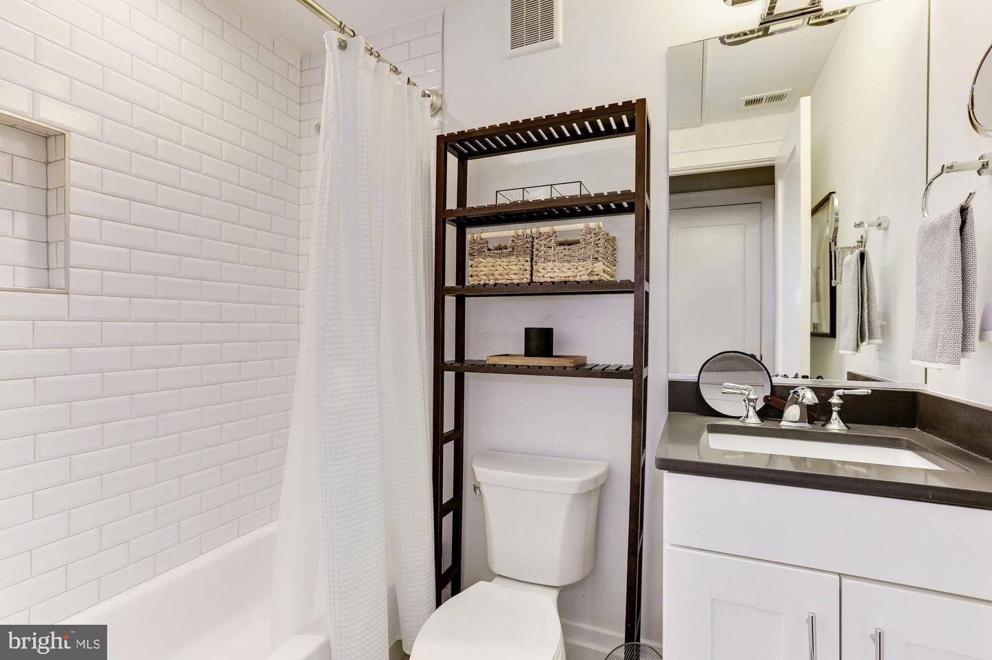 2303 ONTARIO RD NW #7, WASHINGTON, District Of Columbia 20009, 2 Bedrooms Bedrooms, ,2 BathroomsBathrooms,Residential,For sale,2303 ONTARIO RD NW #7,DCDC2229630 MLS # DCDC2229630 2303 ONTARIO RD NW #7, WASHINGTON, District Of Columbia 20009, 2 Bedrooms Bedrooms, ,2 BathroomsBathrooms,Residential,For sale,2303 ONTARIO RD NW #7,DCDC2229630 MLS # DCDC2229630