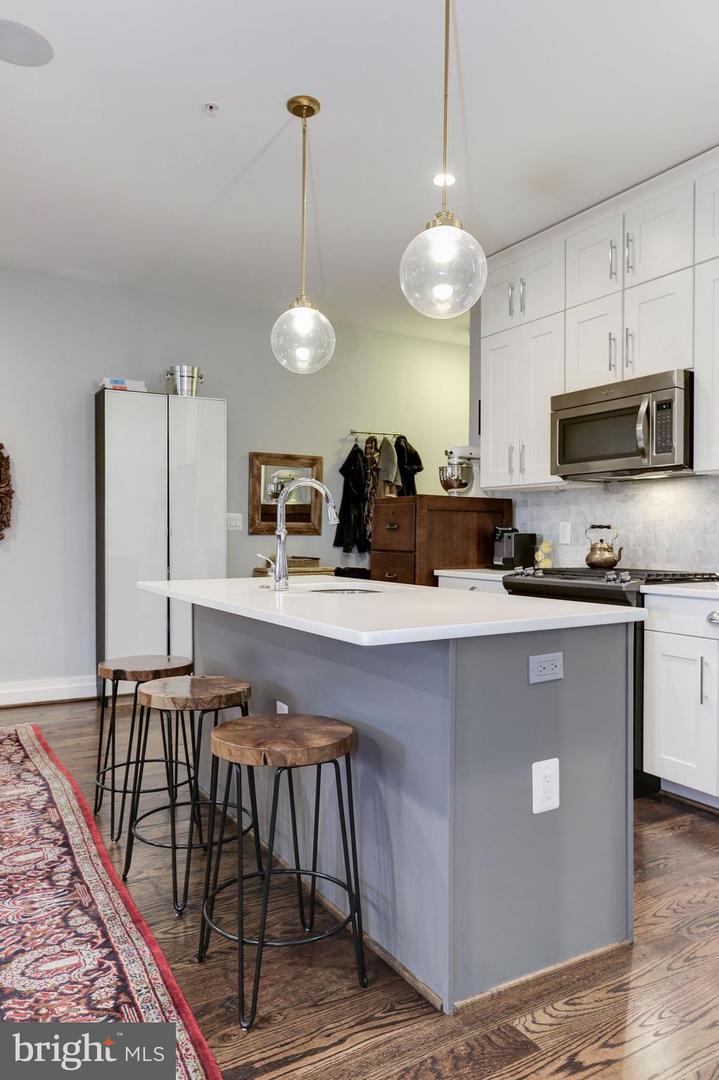 2303 ONTARIO RD NW #7, WASHINGTON, District Of Columbia 20009, 2 Bedrooms Bedrooms, ,2 BathroomsBathrooms,Residential,For sale,2303 ONTARIO RD NW #7,DCDC2229630 MLS # DCDC2229630 2303 ONTARIO RD NW #7, WASHINGTON, District Of Columbia 20009, 2 Bedrooms Bedrooms, ,2 BathroomsBathrooms,Residential,For sale,2303 ONTARIO RD NW #7,DCDC2229630 MLS # DCDC2229630