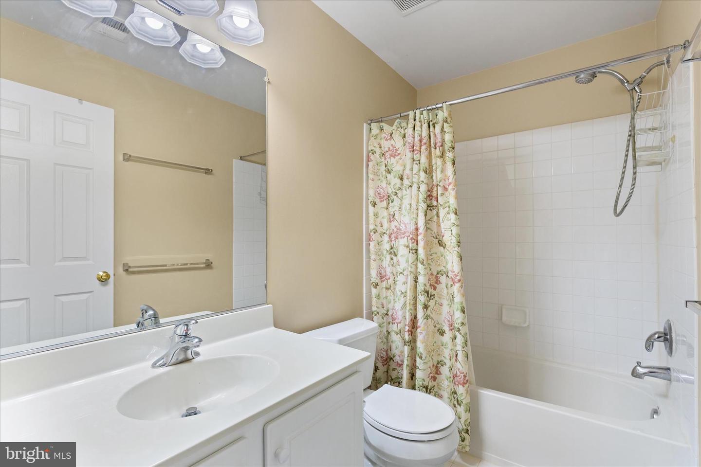 22691 ASHLEY INN TER, ASHBURN, Virginia 20148, 3 Bedrooms Bedrooms, 7 Rooms Rooms,2 BathroomsBathrooms,Residential,For sale,22691 ASHLEY INN TER,VALO2110152 MLS # VALO2110152 22691 ASHLEY INN TER, ASHBURN, Virginia 20148, 3 Bedrooms Bedrooms, 7 Rooms Rooms,2 BathroomsBathrooms,Residential,For sale,22691 ASHLEY INN TER,VALO2110152 MLS # VALO2110152