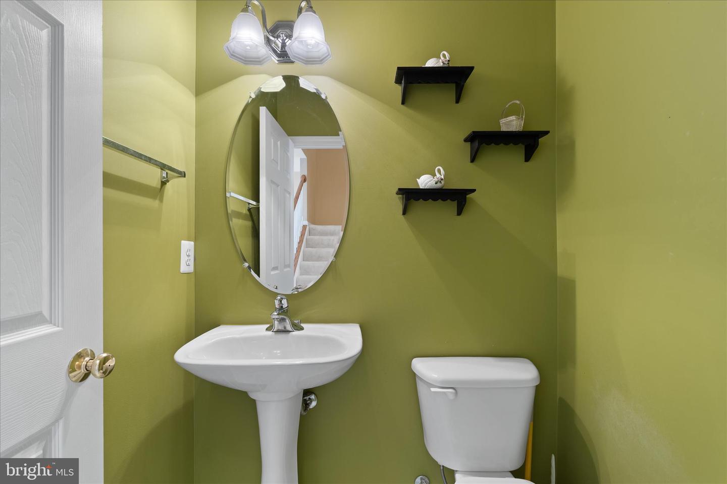 22691 ASHLEY INN TER, ASHBURN, Virginia 20148, 3 Bedrooms Bedrooms, 7 Rooms Rooms,2 BathroomsBathrooms,Residential,For sale,22691 ASHLEY INN TER,VALO2110152 MLS # VALO2110152 22691 ASHLEY INN TER, ASHBURN, Virginia 20148, 3 Bedrooms Bedrooms, 7 Rooms Rooms,2 BathroomsBathrooms,Residential,For sale,22691 ASHLEY INN TER,VALO2110152 MLS # VALO2110152