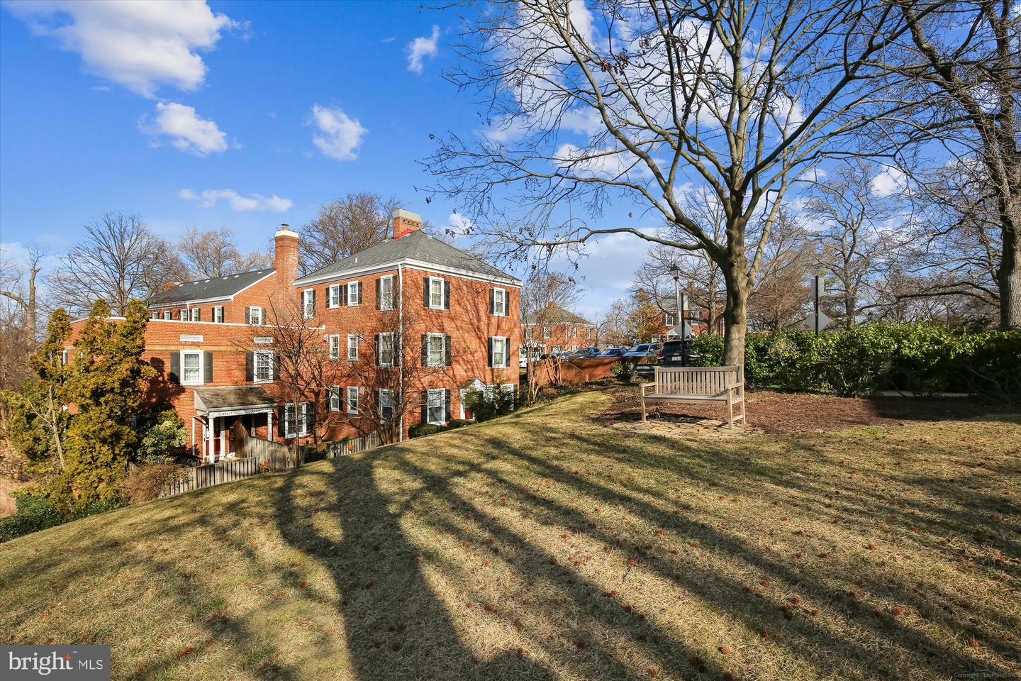 3000 S COLUMBUS ST S #B2, ARLINGTON, Virginia 22206, 2 Bedrooms Bedrooms, 9 Rooms Rooms,1 BathroomBathrooms,Residential,For sale,3000 S COLUMBUS ST S #B2,VAAR2065598 MLS # VAAR2065598 3000 S COLUMBUS ST S #B2, ARLINGTON, Virginia 22206, 2 Bedrooms Bedrooms, 9 Rooms Rooms,1 BathroomBathrooms,Residential,For sale,3000 S COLUMBUS ST S #B2,VAAR2065598 MLS # VAAR2065598