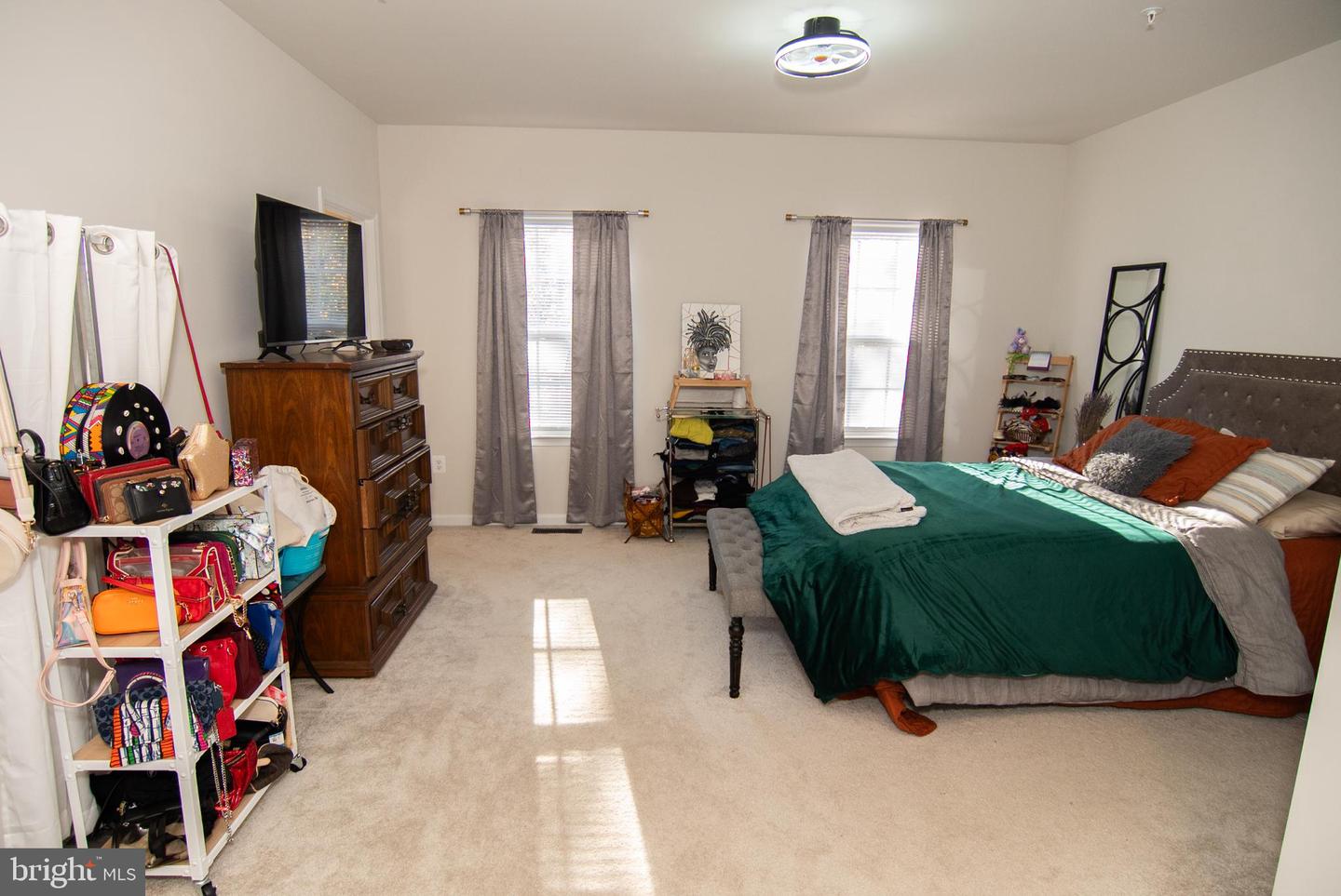 7947 INDEPENDENCE DR, SPOTSYLVANIA, Virginia 22553, 3 Bedrooms Bedrooms, ,2 BathroomsBathrooms,Residential,For sale,7947 INDEPENDENCE DR,VASP2037360 MLS # VASP2037360 7947 INDEPENDENCE DR, SPOTSYLVANIA, Virginia 22553, 3 Bedrooms Bedrooms, ,2 BathroomsBathrooms,Residential,For sale,7947 INDEPENDENCE DR,VASP2037360 MLS # VASP2037360