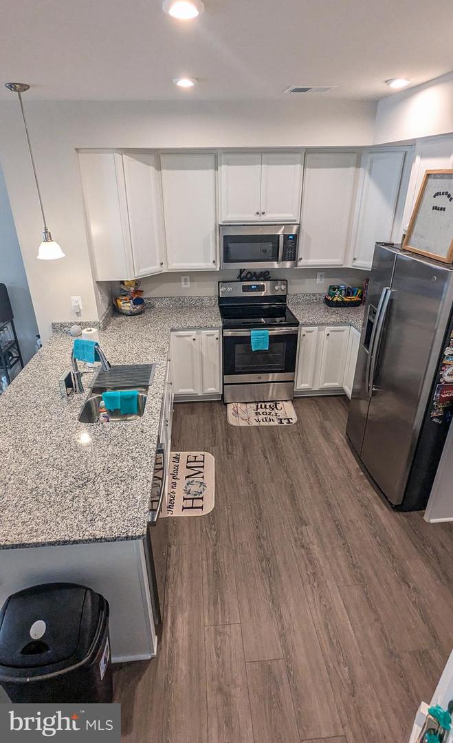 7947 INDEPENDENCE DR, SPOTSYLVANIA, Virginia 22553, 3 Bedrooms Bedrooms, ,2 BathroomsBathrooms,Residential,For sale,7947 INDEPENDENCE DR,VASP2037360 MLS # VASP2037360 7947 INDEPENDENCE DR, SPOTSYLVANIA, Virginia 22553, 3 Bedrooms Bedrooms, ,2 BathroomsBathrooms,Residential,For sale,7947 INDEPENDENCE DR,VASP2037360 MLS # VASP2037360