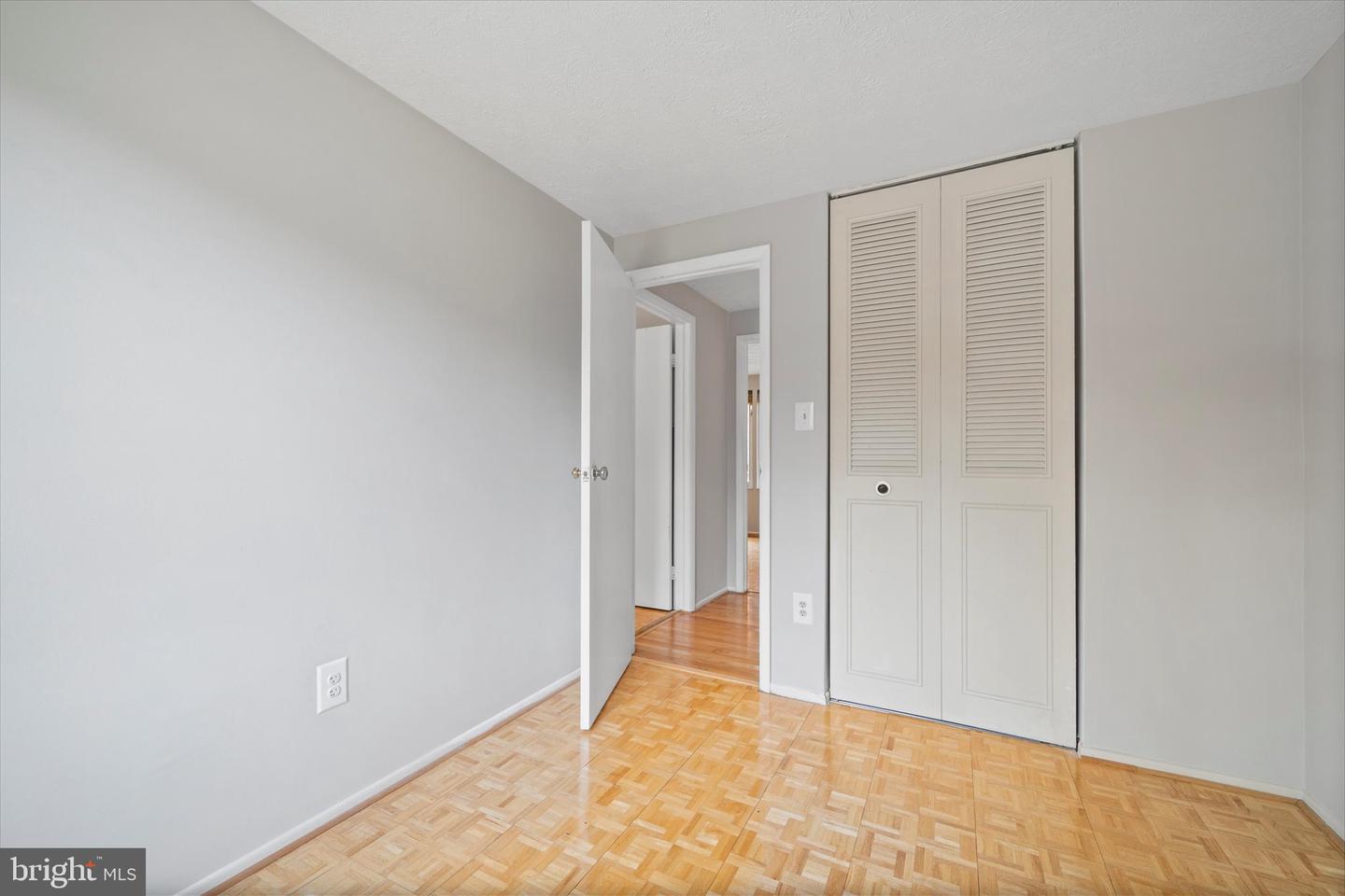 9323 KITE ST, BURKE, Virginia 22015, 3 Bedrooms Bedrooms, ,2 BathroomsBathrooms,Residential,For sale,9323 KITE ST,VAFX2277196 MLS # VAFX2277196 9323 KITE ST, BURKE, Virginia 22015, 3 Bedrooms Bedrooms, ,2 BathroomsBathrooms,Residential,For sale,9323 KITE ST,VAFX2277196 MLS # VAFX2277196