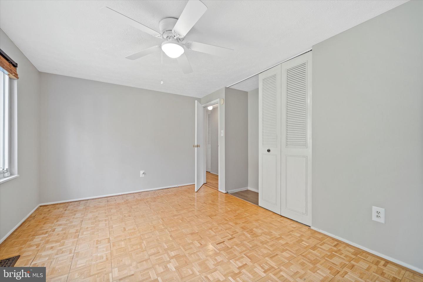 9323 KITE ST, BURKE, Virginia 22015, 3 Bedrooms Bedrooms, ,2 BathroomsBathrooms,Residential,For sale,9323 KITE ST,VAFX2277196 MLS # VAFX2277196 9323 KITE ST, BURKE, Virginia 22015, 3 Bedrooms Bedrooms, ,2 BathroomsBathrooms,Residential,For sale,9323 KITE ST,VAFX2277196 MLS # VAFX2277196