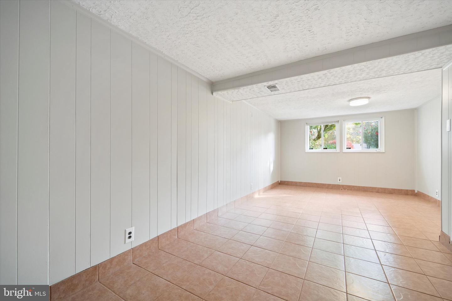 9323 KITE ST, BURKE, Virginia 22015, 3 Bedrooms Bedrooms, ,2 BathroomsBathrooms,Residential,For sale,9323 KITE ST,VAFX2277196 MLS # VAFX2277196 9323 KITE ST, BURKE, Virginia 22015, 3 Bedrooms Bedrooms, ,2 BathroomsBathrooms,Residential,For sale,9323 KITE ST,VAFX2277196 MLS # VAFX2277196