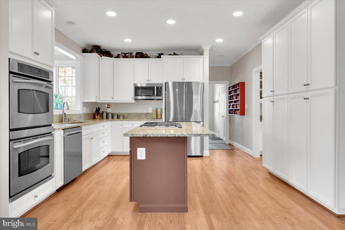 16886 IVANDALE RD, HAMILTON, Virginia 20158, 4 Bedrooms Bedrooms, ,4 BathroomsBathrooms,Residential,For sale,16886 IVANDALE RD,VALO2110350 MLS # VALO2110350 16886 IVANDALE RD, HAMILTON, Virginia 20158, 4 Bedrooms Bedrooms, ,4 BathroomsBathrooms,Residential,For sale,16886 IVANDALE RD,VALO2110350 MLS # VALO2110350