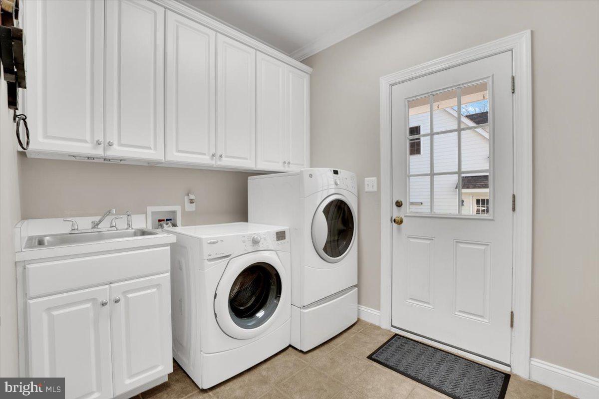 16886 IVANDALE RD, HAMILTON, Virginia 20158, 4 Bedrooms Bedrooms, ,4 BathroomsBathrooms,Residential,For sale,16886 IVANDALE RD,VALO2110350 MLS # VALO2110350 16886 IVANDALE RD, HAMILTON, Virginia 20158, 4 Bedrooms Bedrooms, ,4 BathroomsBathrooms,Residential,For sale,16886 IVANDALE RD,VALO2110350 MLS # VALO2110350