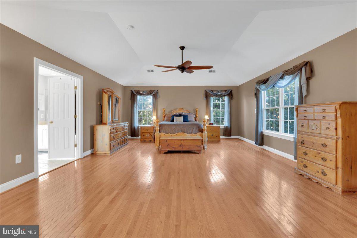 16886 IVANDALE RD, HAMILTON, Virginia 20158, 4 Bedrooms Bedrooms, ,4 BathroomsBathrooms,Residential,For sale,16886 IVANDALE RD,VALO2110350 MLS # VALO2110350 16886 IVANDALE RD, HAMILTON, Virginia 20158, 4 Bedrooms Bedrooms, ,4 BathroomsBathrooms,Residential,For sale,16886 IVANDALE RD,VALO2110350 MLS # VALO2110350