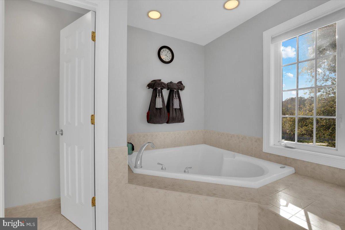 16886 IVANDALE RD, HAMILTON, Virginia 20158, 4 Bedrooms Bedrooms, ,4 BathroomsBathrooms,Residential,For sale,16886 IVANDALE RD,VALO2110350 MLS # VALO2110350 16886 IVANDALE RD, HAMILTON, Virginia 20158, 4 Bedrooms Bedrooms, ,4 BathroomsBathrooms,Residential,For sale,16886 IVANDALE RD,VALO2110350 MLS # VALO2110350