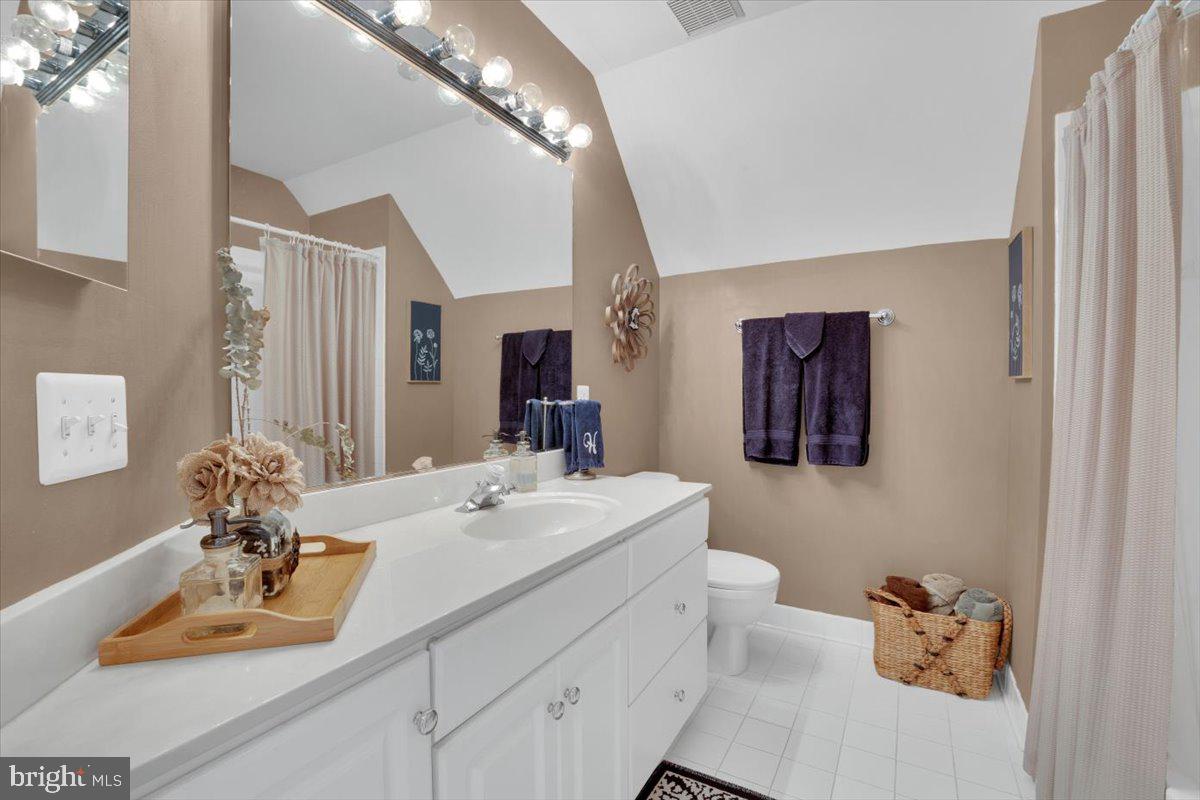 16886 IVANDALE RD, HAMILTON, Virginia 20158, 4 Bedrooms Bedrooms, ,4 BathroomsBathrooms,Residential,For sale,16886 IVANDALE RD,VALO2110350 MLS # VALO2110350 16886 IVANDALE RD, HAMILTON, Virginia 20158, 4 Bedrooms Bedrooms, ,4 BathroomsBathrooms,Residential,For sale,16886 IVANDALE RD,VALO2110350 MLS # VALO2110350