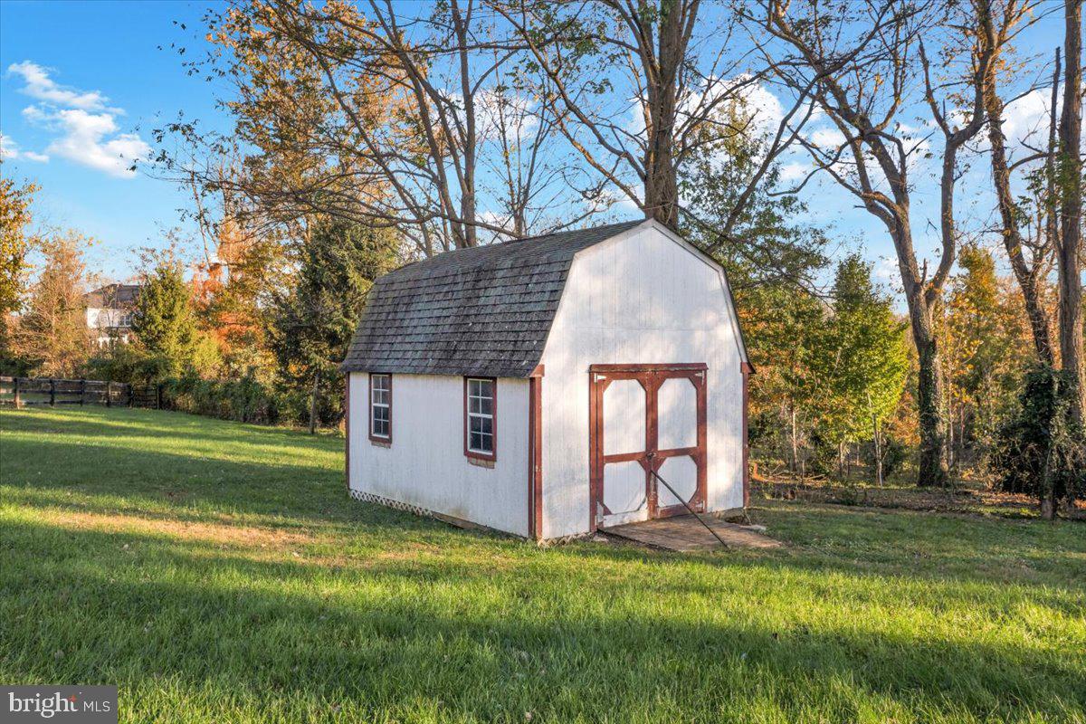 16886 IVANDALE RD, HAMILTON, Virginia 20158, 4 Bedrooms Bedrooms, ,4 BathroomsBathrooms,Residential,For sale,16886 IVANDALE RD,VALO2110350 MLS # VALO2110350 16886 IVANDALE RD, HAMILTON, Virginia 20158, 4 Bedrooms Bedrooms, ,4 BathroomsBathrooms,Residential,For sale,16886 IVANDALE RD,VALO2110350 MLS # VALO2110350