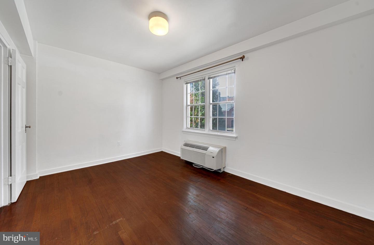 18 AUBURN CT #A, ALEXANDRIA, Virginia 22305, 1 Bedroom Bedrooms, ,1 BathroomBathrooms,Residential,For sale,18 AUBURN CT #A,VAAX2051394 MLS # VAAX2051394 18 AUBURN CT #A, ALEXANDRIA, Virginia 22305, 1 Bedroom Bedrooms, ,1 BathroomBathrooms,Residential,For sale,18 AUBURN CT #A,VAAX2051394 MLS # VAAX2051394