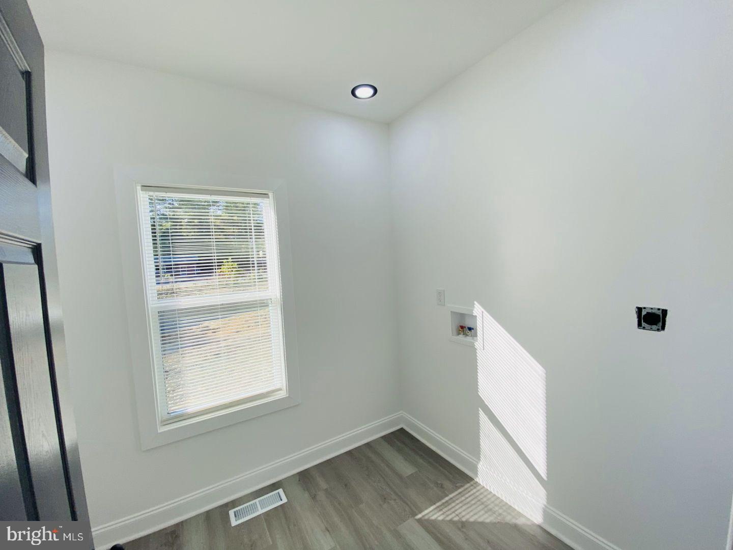 326 2ND AVE, ALBERTA, Virginia 23821, 3 Bedrooms Bedrooms, 10 Rooms Rooms,2 BathroomsBathrooms,Residential,For sale,326 2ND AVE,VABW2000094 MLS # VABW2000094 326 2ND AVE, ALBERTA, Virginia 23821, 3 Bedrooms Bedrooms, 10 Rooms Rooms,2 BathroomsBathrooms,Residential,For sale,326 2ND AVE,VABW2000094 MLS # VABW2000094