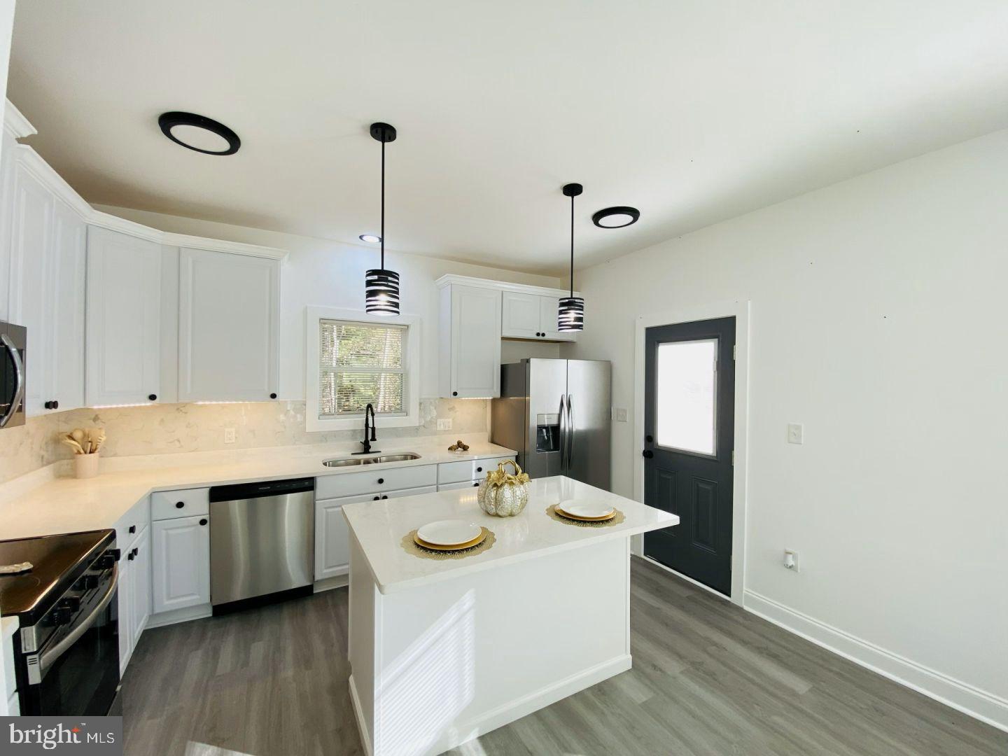 326 2ND AVE, ALBERTA, Virginia 23821, 3 Bedrooms Bedrooms, 10 Rooms Rooms,2 BathroomsBathrooms,Residential,For sale,326 2ND AVE,VABW2000094 MLS # VABW2000094 326 2ND AVE, ALBERTA, Virginia 23821, 3 Bedrooms Bedrooms, 10 Rooms Rooms,2 BathroomsBathrooms,Residential,For sale,326 2ND AVE,VABW2000094 MLS # VABW2000094