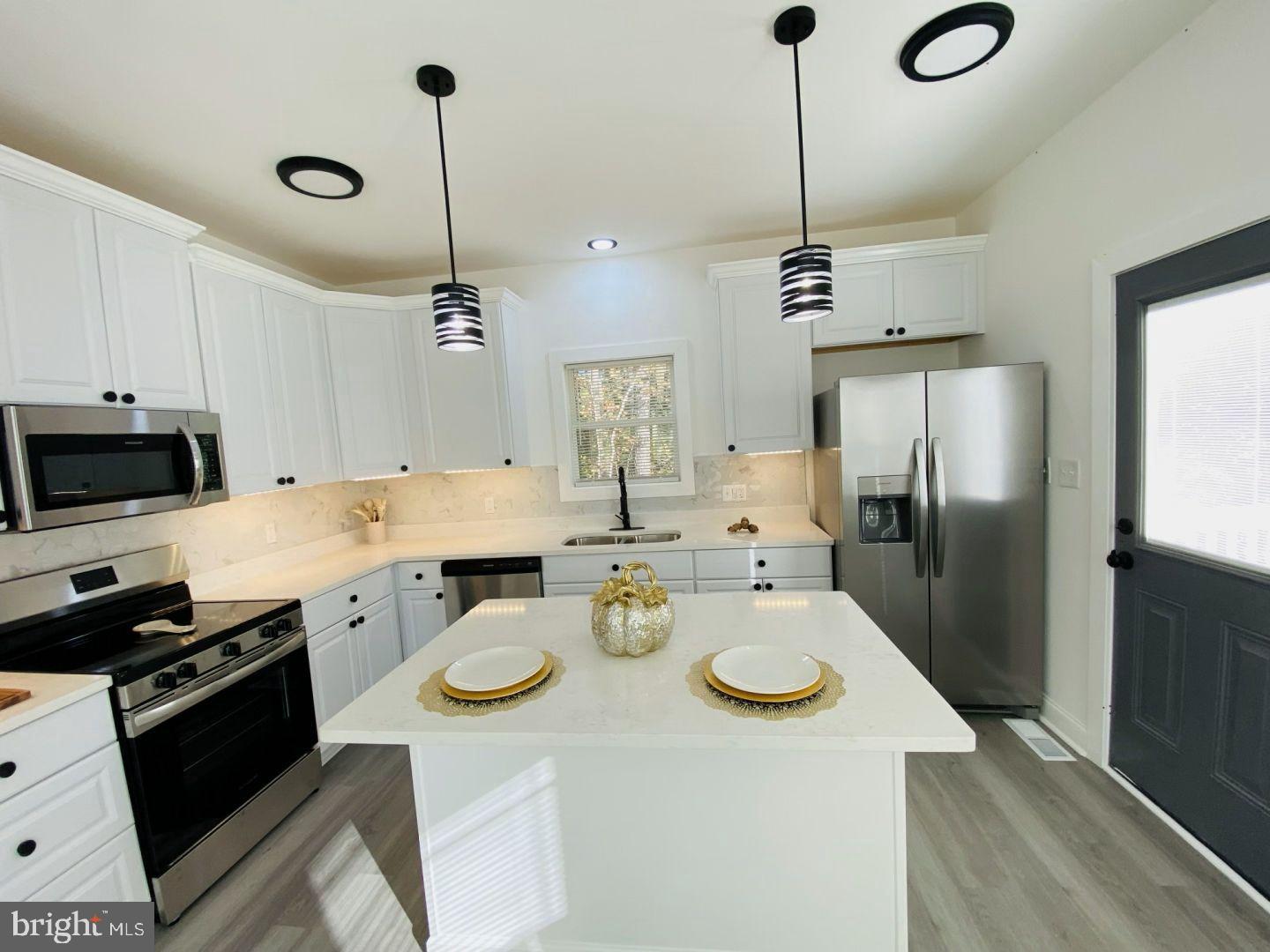 326 2ND AVE, ALBERTA, Virginia 23821, 3 Bedrooms Bedrooms, 10 Rooms Rooms,2 BathroomsBathrooms,Residential,For sale,326 2ND AVE,VABW2000094 MLS # VABW2000094 326 2ND AVE, ALBERTA, Virginia 23821, 3 Bedrooms Bedrooms, 10 Rooms Rooms,2 BathroomsBathrooms,Residential,For sale,326 2ND AVE,VABW2000094 MLS # VABW2000094