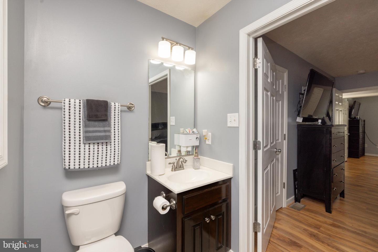 116 N IVY AVE, HENRICO, Virginia 23075, 3 Bedrooms Bedrooms, 5 Rooms Rooms,2 BathroomsBathrooms,Residential,For sale,116 N IVY AVE,VAHN2001108 MLS # VAHN2001108