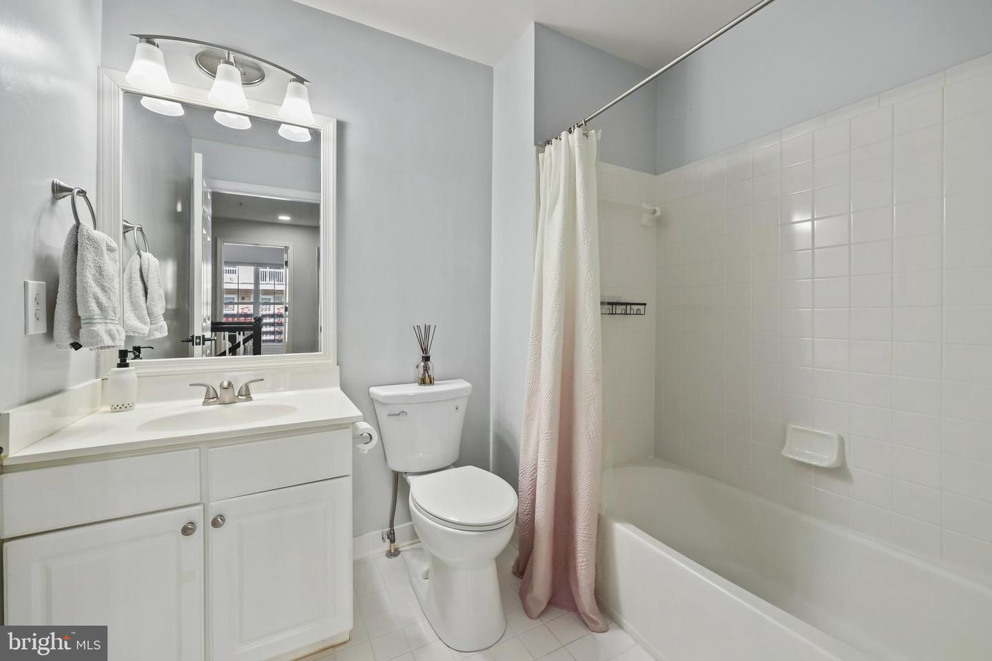 12093 TRUMBULL WAY #12A, RESTON, Virginia 20190, 2 Bedrooms Bedrooms, ,2 BathroomsBathrooms,Residential,For sale,12093 TRUMBULL WAY #12A,VAFX2277266 MLS # VAFX2277266 12093 TRUMBULL WAY #12A, RESTON, Virginia 20190, 2 Bedrooms Bedrooms, ,2 BathroomsBathrooms,Residential,For sale,12093 TRUMBULL WAY #12A,VAFX2277266 MLS # VAFX2277266