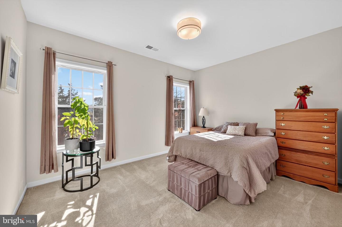 24067 AUDUBON TRAIL DR, ALDIE, Virginia 20105, 4 Bedrooms Bedrooms, ,3 BathroomsBathrooms,Residential,For sale,24067 AUDUBON TRAIL DR,VALO2110394 MLS # VALO2110394 24067 AUDUBON TRAIL DR, ALDIE, Virginia 20105, 4 Bedrooms Bedrooms, ,3 BathroomsBathrooms,Residential,For sale,24067 AUDUBON TRAIL DR,VALO2110394 MLS # VALO2110394