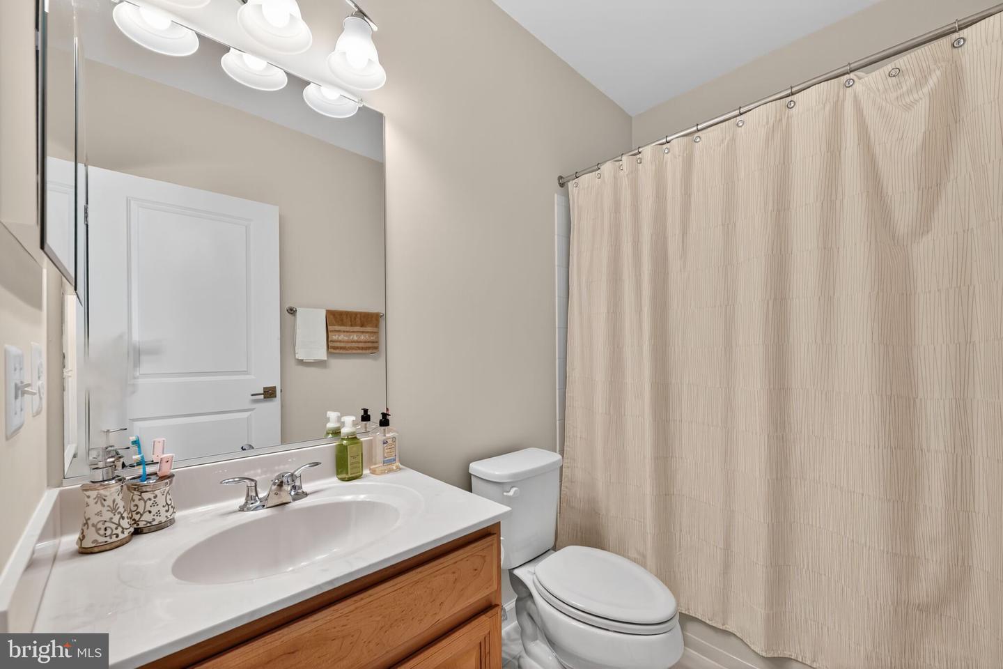 24067 AUDUBON TRAIL DR, ALDIE, Virginia 20105, 4 Bedrooms Bedrooms, ,3 BathroomsBathrooms,Residential,For sale,24067 AUDUBON TRAIL DR,VALO2110394 MLS # VALO2110394 24067 AUDUBON TRAIL DR, ALDIE, Virginia 20105, 4 Bedrooms Bedrooms, ,3 BathroomsBathrooms,Residential,For sale,24067 AUDUBON TRAIL DR,VALO2110394 MLS # VALO2110394