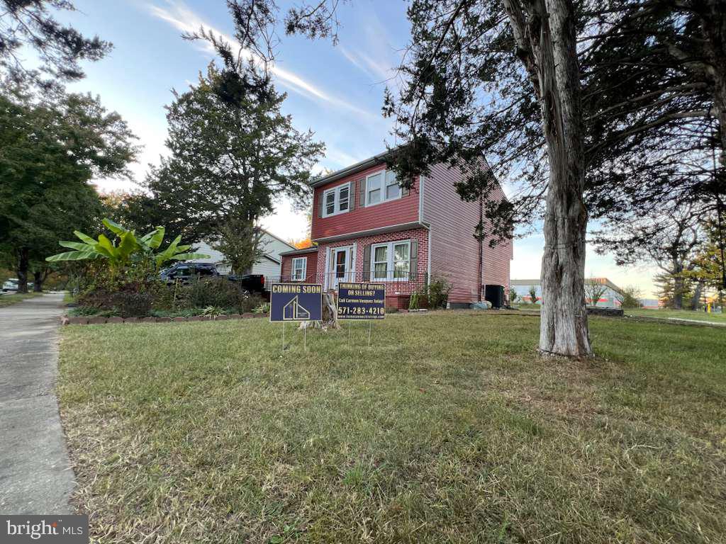 401 CANTERBURY RD, FREDERICKSBURG, Virginia 22401, 4 Bedrooms Bedrooms, ,2 BathroomsBathrooms,Residential,For sale,401 CANTERBURY RD,VAFB2009234 MLS # VAFB2009234 401 CANTERBURY RD, FREDERICKSBURG, Virginia 22401, 4 Bedrooms Bedrooms, ,2 BathroomsBathrooms,Residential,For sale,401 CANTERBURY RD,VAFB2009234 MLS # VAFB2009234