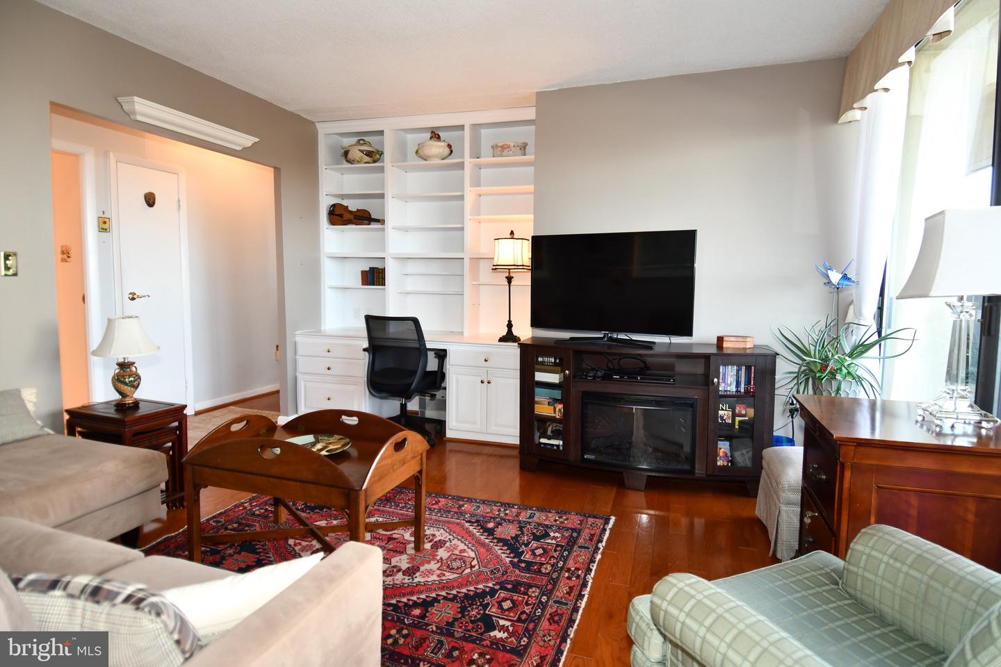 400 MADISON ST #1008, ALEXANDRIA, Virginia 22314, 3 Bedrooms Bedrooms, ,2 BathroomsBathrooms,Residential,For sale,400 MADISON ST #1008,VAAX2051438 MLS # VAAX2051438 400 MADISON ST #1008, ALEXANDRIA, Virginia 22314, 3 Bedrooms Bedrooms, ,2 BathroomsBathrooms,Residential,For sale,400 MADISON ST #1008,VAAX2051438 MLS # VAAX2051438