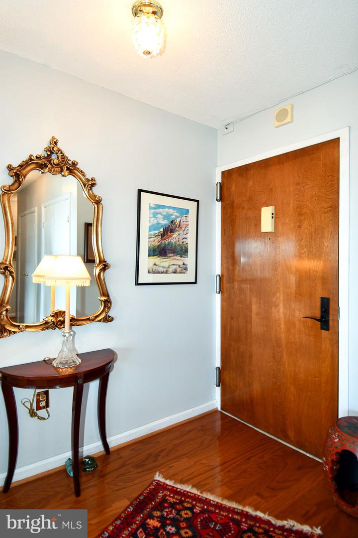 400 MADISON ST #1008, ALEXANDRIA, Virginia 22314, 3 Bedrooms Bedrooms, ,2 BathroomsBathrooms,Residential,For sale,400 MADISON ST #1008,VAAX2051438 MLS # VAAX2051438 400 MADISON ST #1008, ALEXANDRIA, Virginia 22314, 3 Bedrooms Bedrooms, ,2 BathroomsBathrooms,Residential,For sale,400 MADISON ST #1008,VAAX2051438 MLS # VAAX2051438
