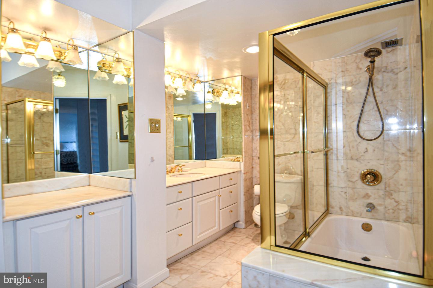 400 MADISON ST #1008, ALEXANDRIA, Virginia 22314, 3 Bedrooms Bedrooms, ,2 BathroomsBathrooms,Residential,For sale,400 MADISON ST #1008,VAAX2051438 MLS # VAAX2051438 400 MADISON ST #1008, ALEXANDRIA, Virginia 22314, 3 Bedrooms Bedrooms, ,2 BathroomsBathrooms,Residential,For sale,400 MADISON ST #1008,VAAX2051438 MLS # VAAX2051438