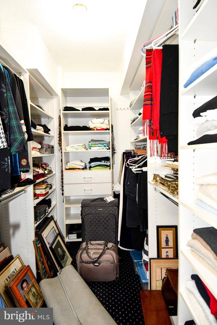 400 MADISON ST #1008, ALEXANDRIA, Virginia 22314, 3 Bedrooms Bedrooms, ,2 BathroomsBathrooms,Residential,For sale,400 MADISON ST #1008,VAAX2051438 MLS # VAAX2051438 400 MADISON ST #1008, ALEXANDRIA, Virginia 22314, 3 Bedrooms Bedrooms, ,2 BathroomsBathrooms,Residential,For sale,400 MADISON ST #1008,VAAX2051438 MLS # VAAX2051438