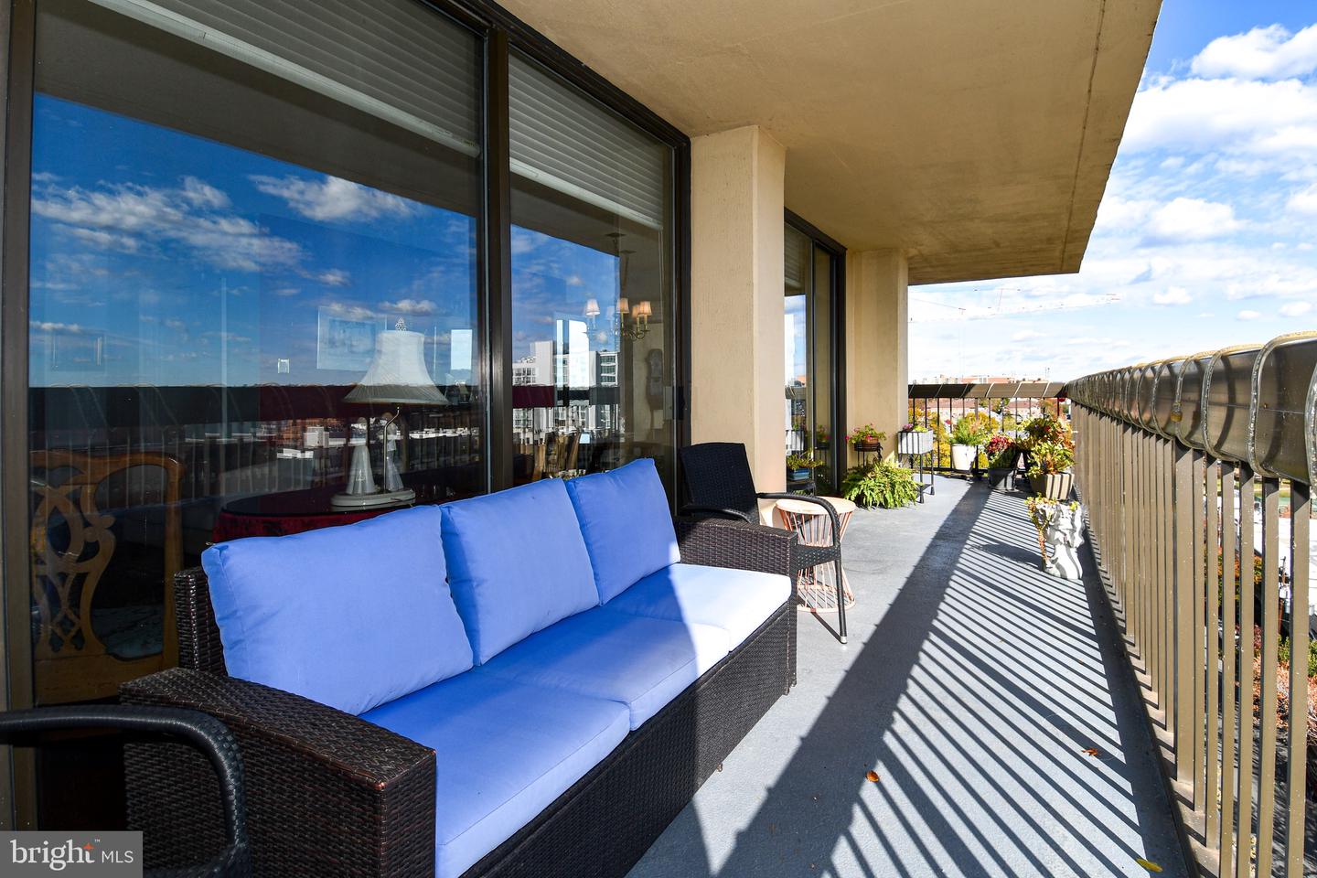 400 MADISON ST #1008, ALEXANDRIA, Virginia 22314, 3 Bedrooms Bedrooms, ,2 BathroomsBathrooms,Residential,For sale,400 MADISON ST #1008,VAAX2051438 MLS # VAAX2051438 400 MADISON ST #1008, ALEXANDRIA, Virginia 22314, 3 Bedrooms Bedrooms, ,2 BathroomsBathrooms,Residential,For sale,400 MADISON ST #1008,VAAX2051438 MLS # VAAX2051438