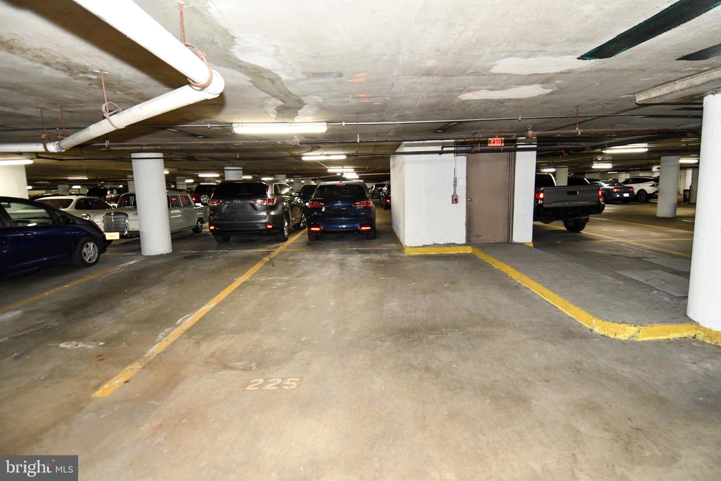 400 MADISON ST #1008, ALEXANDRIA, Virginia 22314, 3 Bedrooms Bedrooms, ,2 BathroomsBathrooms,Residential,For sale,400 MADISON ST #1008,VAAX2051438 MLS # VAAX2051438 400 MADISON ST #1008, ALEXANDRIA, Virginia 22314, 3 Bedrooms Bedrooms, ,2 BathroomsBathrooms,Residential,For sale,400 MADISON ST #1008,VAAX2051438 MLS # VAAX2051438