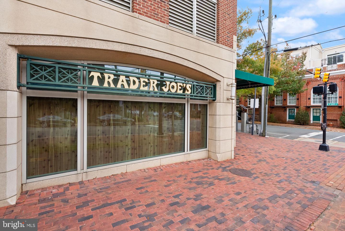 400 MADISON ST #1008, ALEXANDRIA, Virginia 22314, 3 Bedrooms Bedrooms, ,2 BathroomsBathrooms,Residential,For sale,400 MADISON ST #1008,VAAX2051438 MLS # VAAX2051438 400 MADISON ST #1008, ALEXANDRIA, Virginia 22314, 3 Bedrooms Bedrooms, ,2 BathroomsBathrooms,Residential,For sale,400 MADISON ST #1008,VAAX2051438 MLS # VAAX2051438