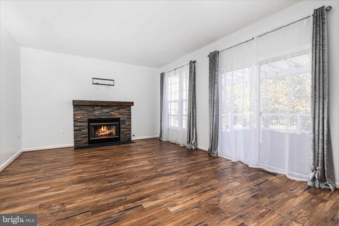 17148 MAGIC MOUNTAIN DR, ROUND HILL, Virginia 20141, 4 Bedrooms Bedrooms, 11 Rooms Rooms,3 BathroomsBathrooms,Residential,For sale,17148 MAGIC MOUNTAIN DR,VALO2110414 MLS # VALO2110414 17148 MAGIC MOUNTAIN DR, ROUND HILL, Virginia 20141, 4 Bedrooms Bedrooms, 11 Rooms Rooms,3 BathroomsBathrooms,Residential,For sale,17148 MAGIC MOUNTAIN DR,VALO2110414 MLS # VALO2110414