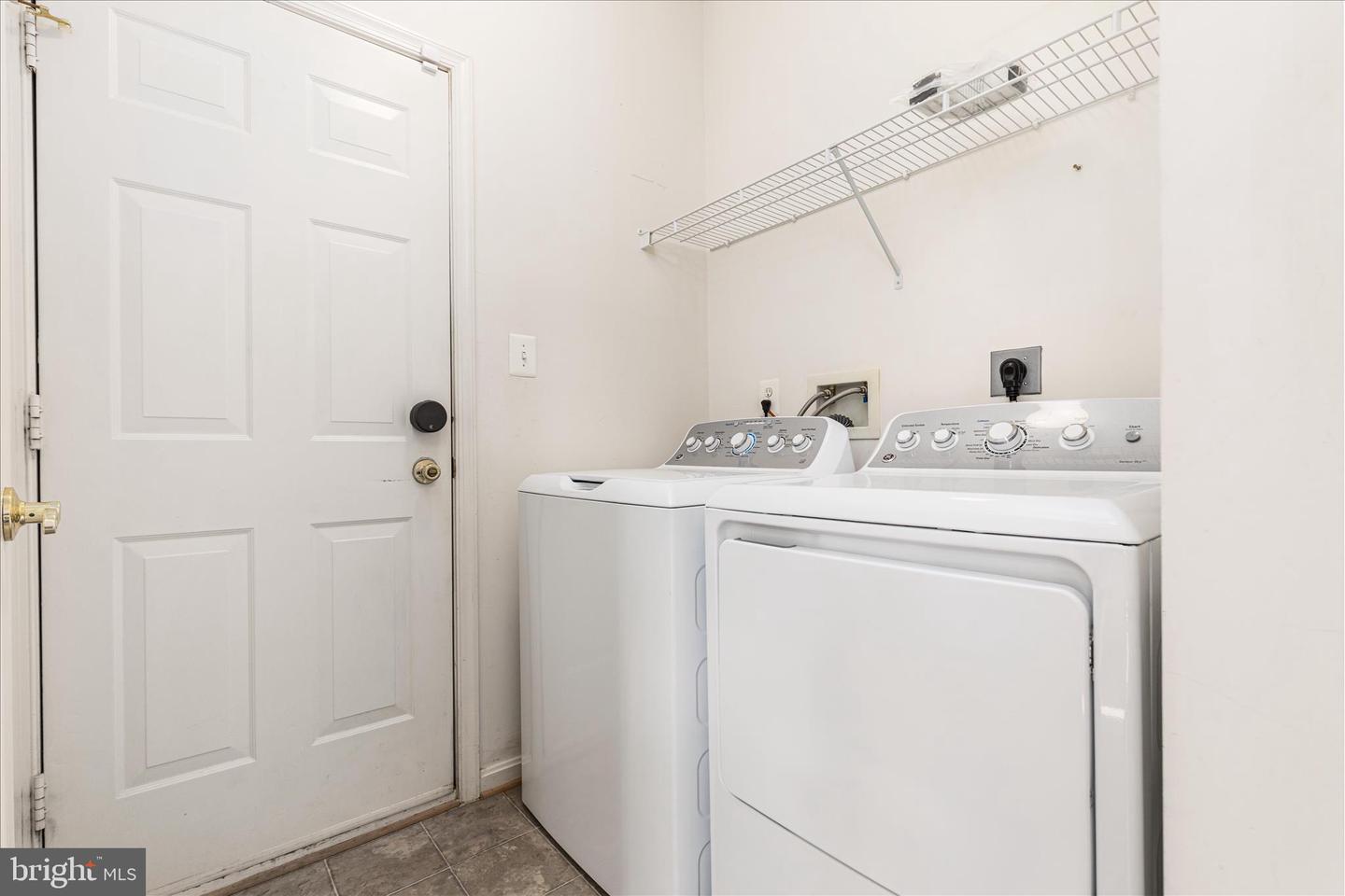 17148 MAGIC MOUNTAIN DR, ROUND HILL, Virginia 20141, 4 Bedrooms Bedrooms, 11 Rooms Rooms,3 BathroomsBathrooms,Residential,For sale,17148 MAGIC MOUNTAIN DR,VALO2110414 MLS # VALO2110414 17148 MAGIC MOUNTAIN DR, ROUND HILL, Virginia 20141, 4 Bedrooms Bedrooms, 11 Rooms Rooms,3 BathroomsBathrooms,Residential,For sale,17148 MAGIC MOUNTAIN DR,VALO2110414 MLS # VALO2110414