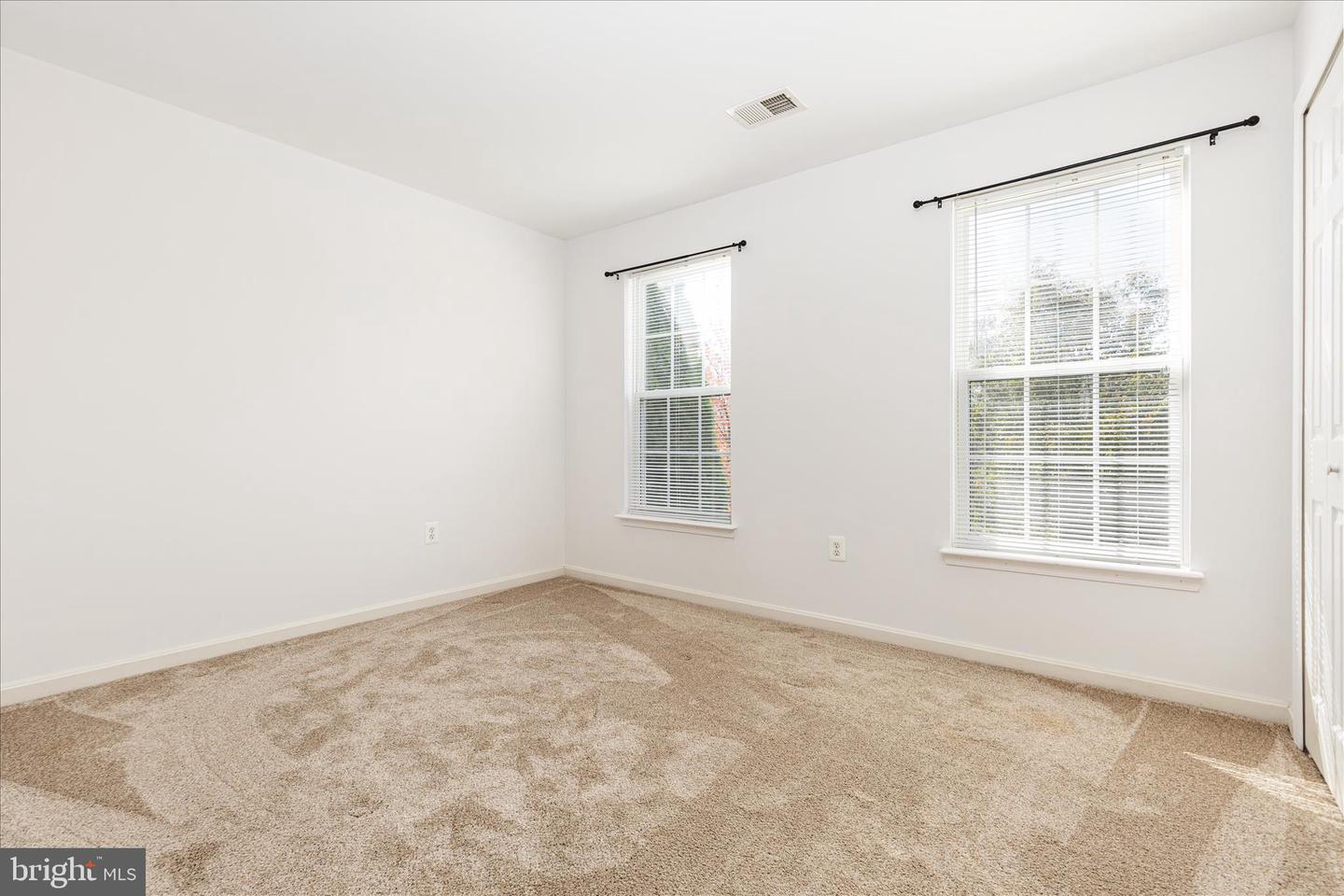 17148 MAGIC MOUNTAIN DR, ROUND HILL, Virginia 20141, 4 Bedrooms Bedrooms, 11 Rooms Rooms,3 BathroomsBathrooms,Residential,For sale,17148 MAGIC MOUNTAIN DR,VALO2110414 MLS # VALO2110414 17148 MAGIC MOUNTAIN DR, ROUND HILL, Virginia 20141, 4 Bedrooms Bedrooms, 11 Rooms Rooms,3 BathroomsBathrooms,Residential,For sale,17148 MAGIC MOUNTAIN DR,VALO2110414 MLS # VALO2110414