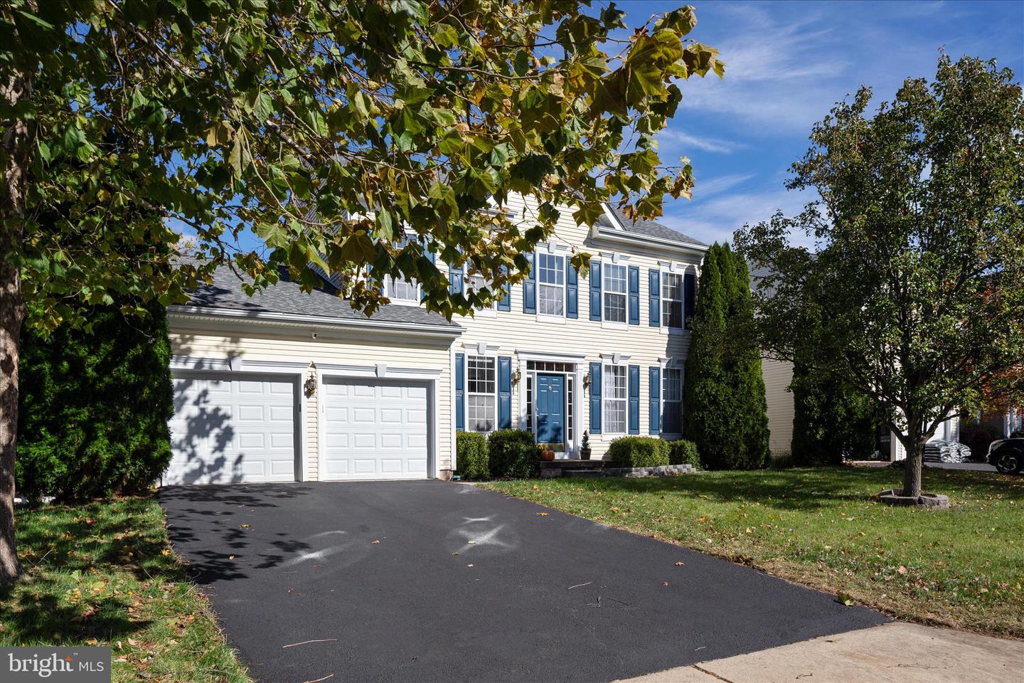 17148 MAGIC MOUNTAIN DR, ROUND HILL, Virginia 20141, 4 Bedrooms Bedrooms, 11 Rooms Rooms,3 BathroomsBathrooms,Residential,For sale,17148 MAGIC MOUNTAIN DR,VALO2110414 MLS # VALO2110414 17148 MAGIC MOUNTAIN DR, ROUND HILL, Virginia 20141, 4 Bedrooms Bedrooms, 11 Rooms Rooms,3 BathroomsBathrooms,Residential,For sale,17148 MAGIC MOUNTAIN DR,VALO2110414 MLS # VALO2110414