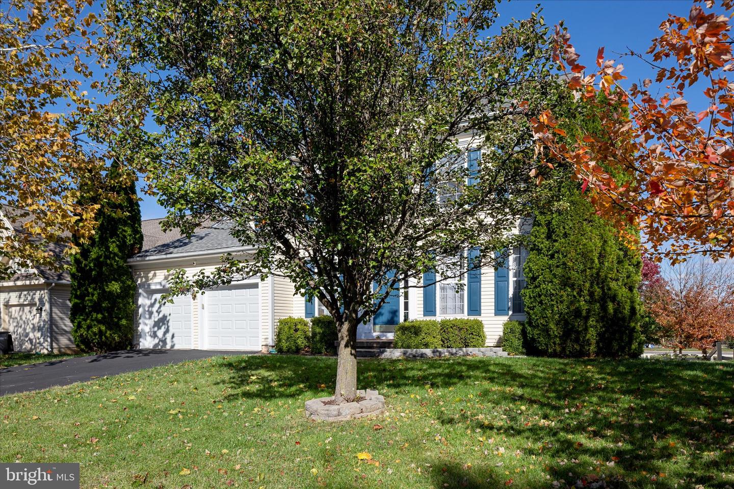 17148 MAGIC MOUNTAIN DR, ROUND HILL, Virginia 20141, 4 Bedrooms Bedrooms, 11 Rooms Rooms,3 BathroomsBathrooms,Residential,For sale,17148 MAGIC MOUNTAIN DR,VALO2110414 MLS # VALO2110414 17148 MAGIC MOUNTAIN DR, ROUND HILL, Virginia 20141, 4 Bedrooms Bedrooms, 11 Rooms Rooms,3 BathroomsBathrooms,Residential,For sale,17148 MAGIC MOUNTAIN DR,VALO2110414 MLS # VALO2110414