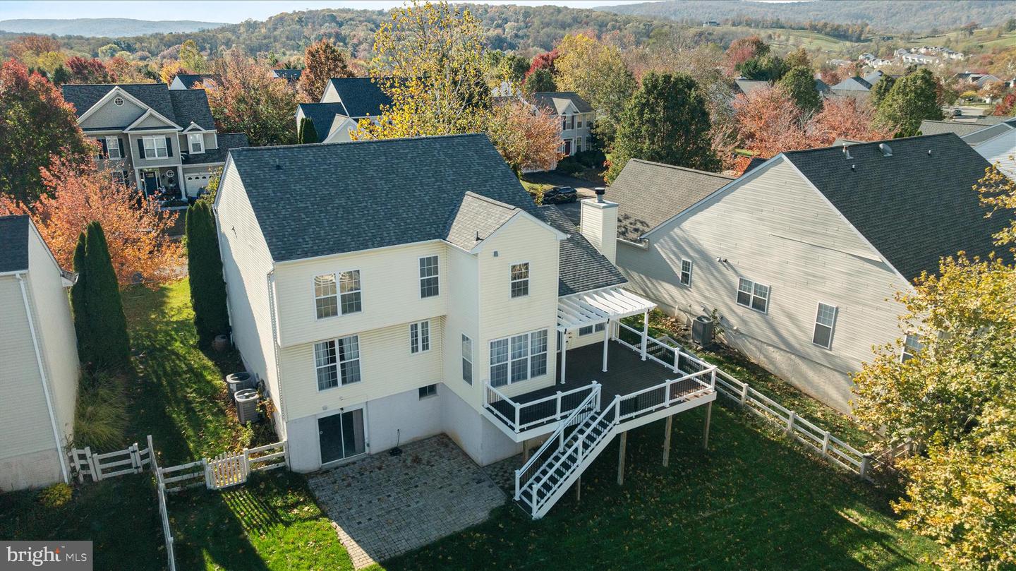 17148 MAGIC MOUNTAIN DR, ROUND HILL, Virginia 20141, 4 Bedrooms Bedrooms, 11 Rooms Rooms,3 BathroomsBathrooms,Residential,For sale,17148 MAGIC MOUNTAIN DR,VALO2110414 MLS # VALO2110414 17148 MAGIC MOUNTAIN DR, ROUND HILL, Virginia 20141, 4 Bedrooms Bedrooms, 11 Rooms Rooms,3 BathroomsBathrooms,Residential,For sale,17148 MAGIC MOUNTAIN DR,VALO2110414 MLS # VALO2110414