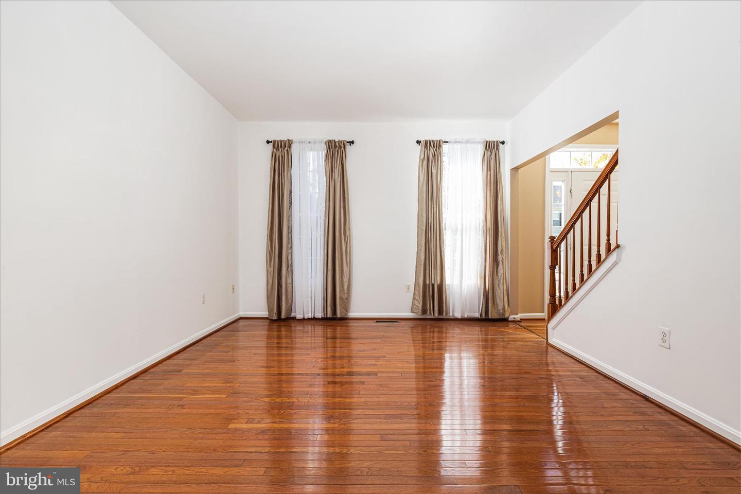 17148 MAGIC MOUNTAIN DR, ROUND HILL, Virginia 20141, 4 Bedrooms Bedrooms, 11 Rooms Rooms,3 BathroomsBathrooms,Residential,For sale,17148 MAGIC MOUNTAIN DR,VALO2110414 MLS # VALO2110414 17148 MAGIC MOUNTAIN DR, ROUND HILL, Virginia 20141, 4 Bedrooms Bedrooms, 11 Rooms Rooms,3 BathroomsBathrooms,Residential,For sale,17148 MAGIC MOUNTAIN DR,VALO2110414 MLS # VALO2110414