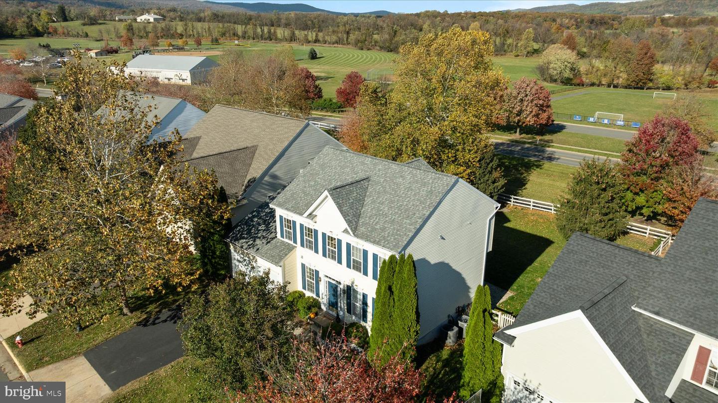 17148 MAGIC MOUNTAIN DR, ROUND HILL, Virginia 20141, 4 Bedrooms Bedrooms, 11 Rooms Rooms,3 BathroomsBathrooms,Residential,For sale,17148 MAGIC MOUNTAIN DR,VALO2110414 MLS # VALO2110414 17148 MAGIC MOUNTAIN DR, ROUND HILL, Virginia 20141, 4 Bedrooms Bedrooms, 11 Rooms Rooms,3 BathroomsBathrooms,Residential,For sale,17148 MAGIC MOUNTAIN DR,VALO2110414 MLS # VALO2110414