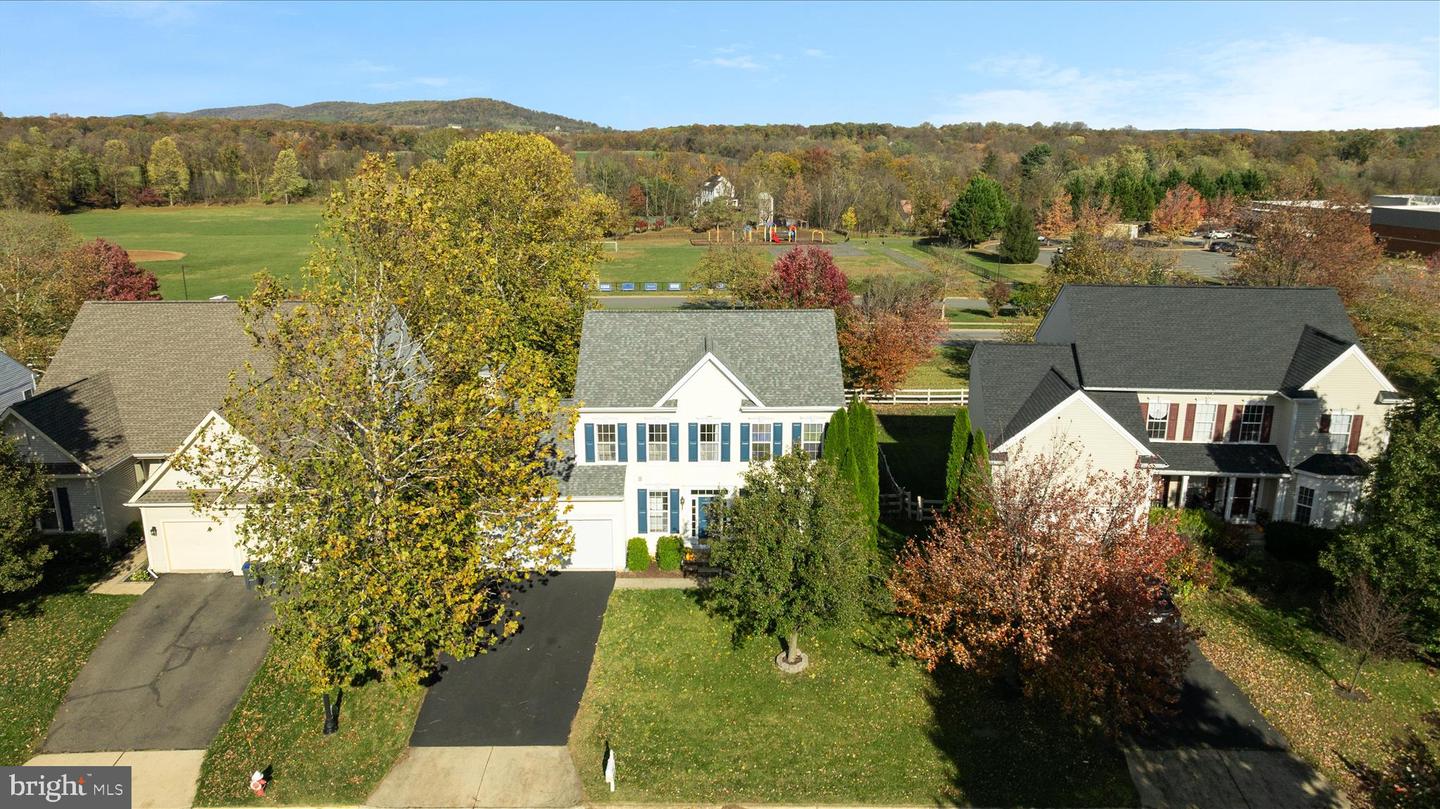 17148 MAGIC MOUNTAIN DR, ROUND HILL, Virginia 20141, 4 Bedrooms Bedrooms, 11 Rooms Rooms,3 BathroomsBathrooms,Residential,For sale,17148 MAGIC MOUNTAIN DR,VALO2110414 MLS # VALO2110414 17148 MAGIC MOUNTAIN DR, ROUND HILL, Virginia 20141, 4 Bedrooms Bedrooms, 11 Rooms Rooms,3 BathroomsBathrooms,Residential,For sale,17148 MAGIC MOUNTAIN DR,VALO2110414 MLS # VALO2110414