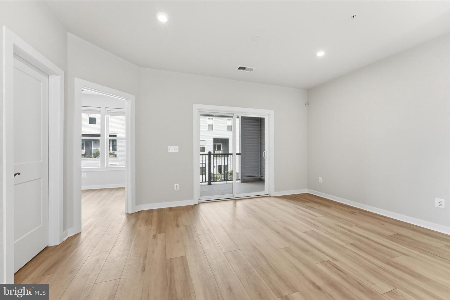 43812 MIDDLEWAY TER, ASHBURN, Virginia 20147, 3 Bedrooms Bedrooms, ,2 BathroomsBathrooms,Residential,For sale,43812 MIDDLEWAY TER,VALO2110416 MLS # VALO2110416 43812 MIDDLEWAY TER, ASHBURN, Virginia 20147, 3 Bedrooms Bedrooms, ,2 BathroomsBathrooms,Residential,For sale,43812 MIDDLEWAY TER,VALO2110416 MLS # VALO2110416