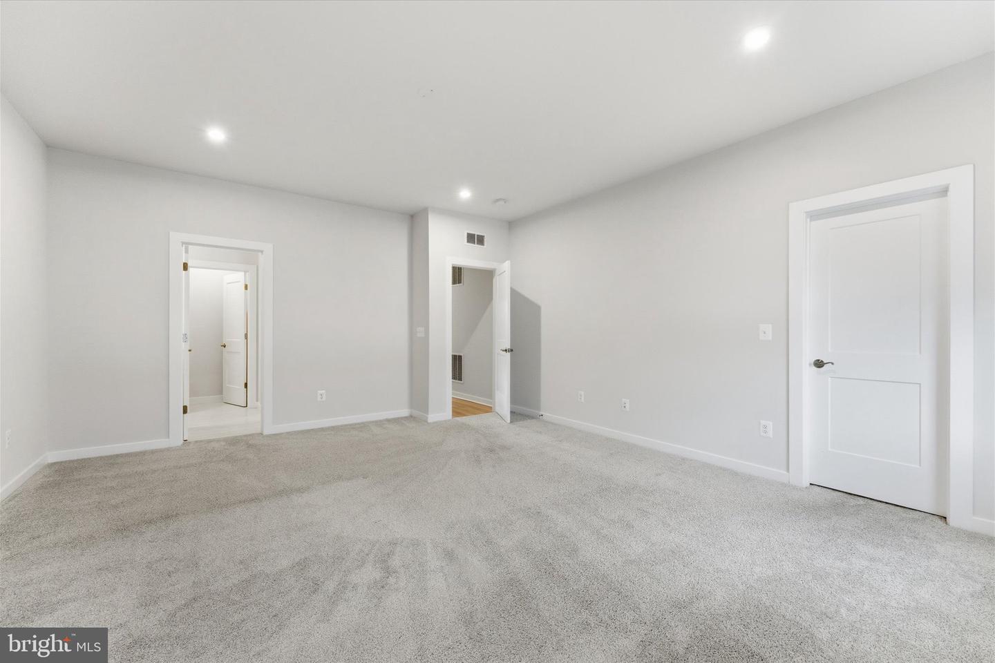 43812 MIDDLEWAY TER, ASHBURN, Virginia 20147, 3 Bedrooms Bedrooms, ,2 BathroomsBathrooms,Residential,For sale,43812 MIDDLEWAY TER,VALO2110416 MLS # VALO2110416 43812 MIDDLEWAY TER, ASHBURN, Virginia 20147, 3 Bedrooms Bedrooms, ,2 BathroomsBathrooms,Residential,For sale,43812 MIDDLEWAY TER,VALO2110416 MLS # VALO2110416