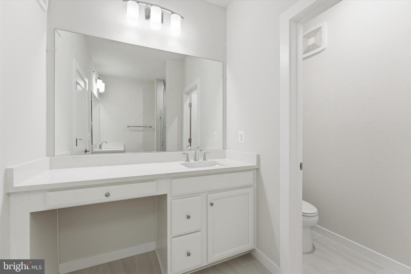 43812 MIDDLEWAY TER, ASHBURN, Virginia 20147, 3 Bedrooms Bedrooms, ,2 BathroomsBathrooms,Residential,For sale,43812 MIDDLEWAY TER,VALO2110416 MLS # VALO2110416 43812 MIDDLEWAY TER, ASHBURN, Virginia 20147, 3 Bedrooms Bedrooms, ,2 BathroomsBathrooms,Residential,For sale,43812 MIDDLEWAY TER,VALO2110416 MLS # VALO2110416