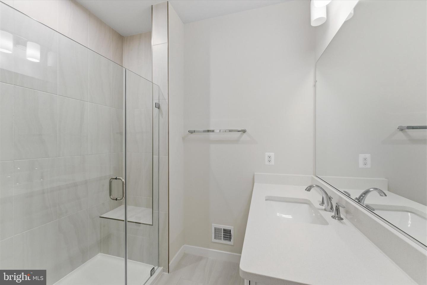 43812 MIDDLEWAY TER, ASHBURN, Virginia 20147, 3 Bedrooms Bedrooms, ,2 BathroomsBathrooms,Residential,For sale,43812 MIDDLEWAY TER,VALO2110416 MLS # VALO2110416 43812 MIDDLEWAY TER, ASHBURN, Virginia 20147, 3 Bedrooms Bedrooms, ,2 BathroomsBathrooms,Residential,For sale,43812 MIDDLEWAY TER,VALO2110416 MLS # VALO2110416