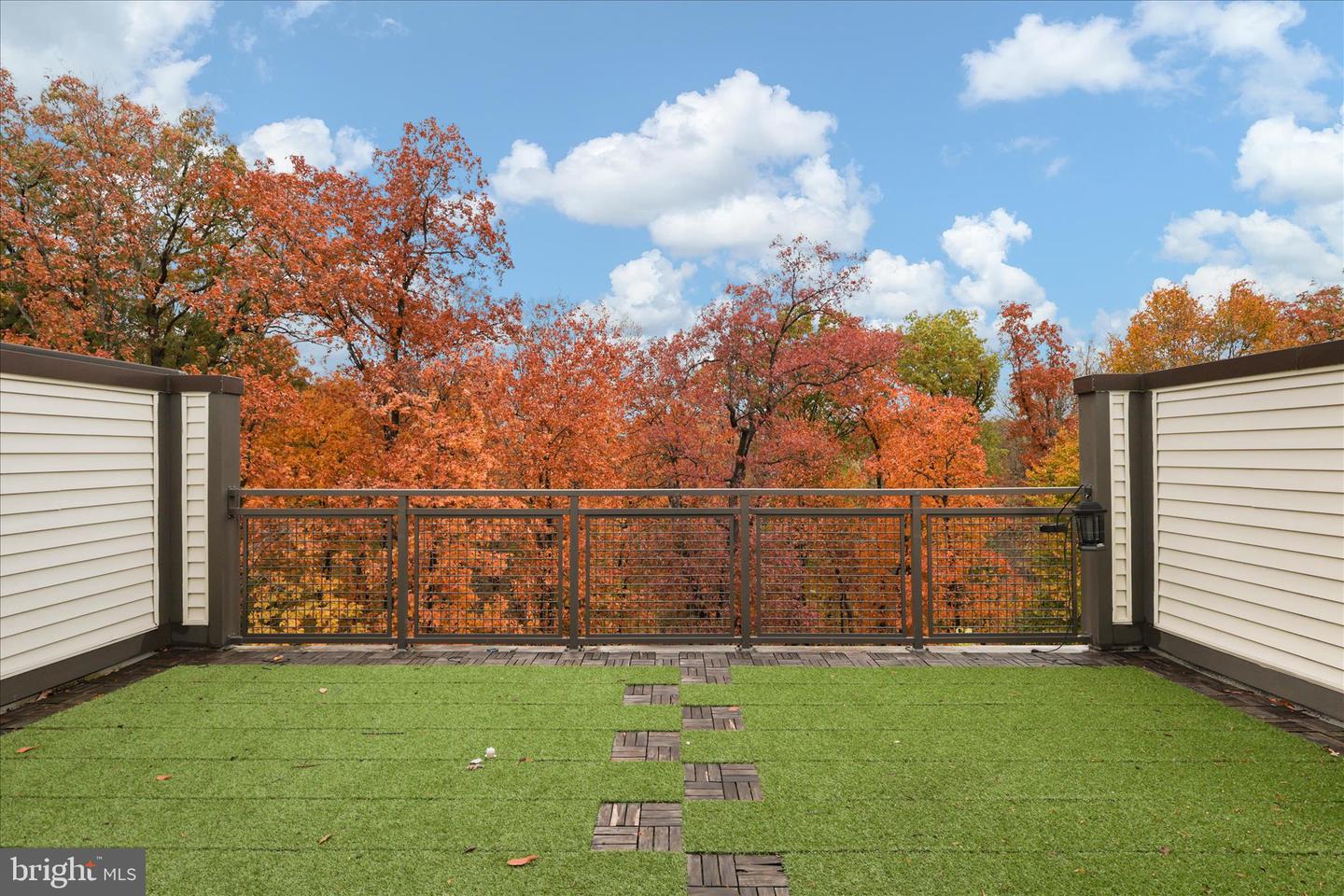 4916 TRAIL VISTA LN, CHANTILLY, Virginia 20151, 4 Bedrooms Bedrooms, ,3 BathroomsBathrooms,Residential,For sale,4916 TRAIL VISTA LN,VAFX2277412 MLS # VAFX2277412 4916 TRAIL VISTA LN, CHANTILLY, Virginia 20151, 4 Bedrooms Bedrooms, ,3 BathroomsBathrooms,Residential,For sale,4916 TRAIL VISTA LN,VAFX2277412 MLS # VAFX2277412