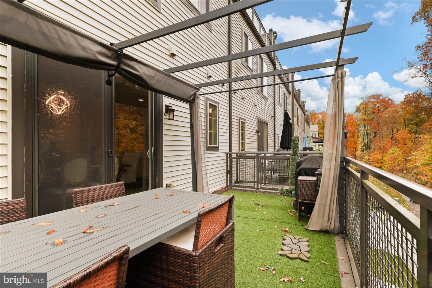 4916 TRAIL VISTA LN, CHANTILLY, Virginia 20151, 4 Bedrooms Bedrooms, ,3 BathroomsBathrooms,Residential,For sale,4916 TRAIL VISTA LN,VAFX2277412 MLS # VAFX2277412 4916 TRAIL VISTA LN, CHANTILLY, Virginia 20151, 4 Bedrooms Bedrooms, ,3 BathroomsBathrooms,Residential,For sale,4916 TRAIL VISTA LN,VAFX2277412 MLS # VAFX2277412