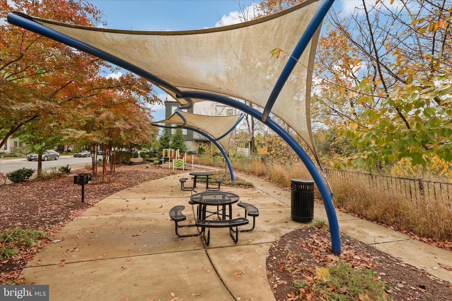 4916 TRAIL VISTA LN, CHANTILLY, Virginia 20151, 4 Bedrooms Bedrooms, ,3 BathroomsBathrooms,Residential,For sale,4916 TRAIL VISTA LN,VAFX2277412 MLS # VAFX2277412 4916 TRAIL VISTA LN, CHANTILLY, Virginia 20151, 4 Bedrooms Bedrooms, ,3 BathroomsBathrooms,Residential,For sale,4916 TRAIL VISTA LN,VAFX2277412 MLS # VAFX2277412